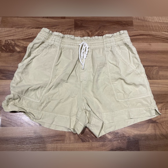 H&M Pants - H&M High Waisted Shorts